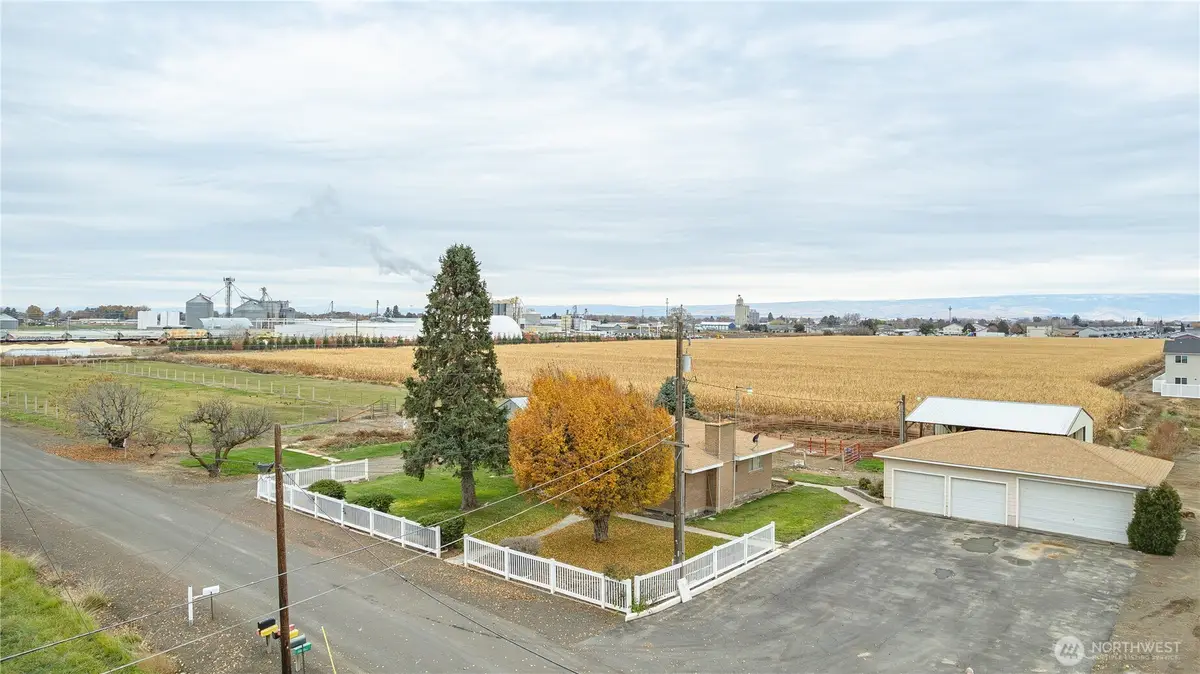 10586 NW P.2 Road, Quincy, WA 98848 - Image #1