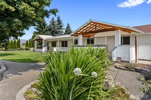 5252 Us 12, Yakima, WA 98908