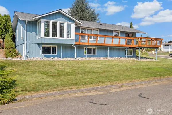 403 17th Street, Lynden, WA 98264