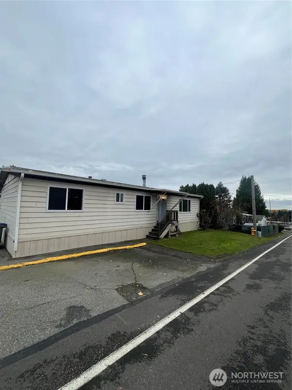 22007 29th Avenue S #12, Des Moines, WA 98198
