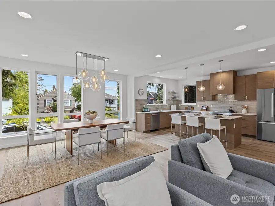 9017 Dibble Avenue Nw, Seattle, WA 98117 - Image #3