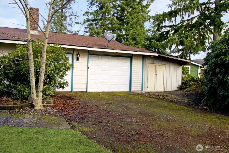 393 Flora Place, Forks, WA 98331 - Image #2