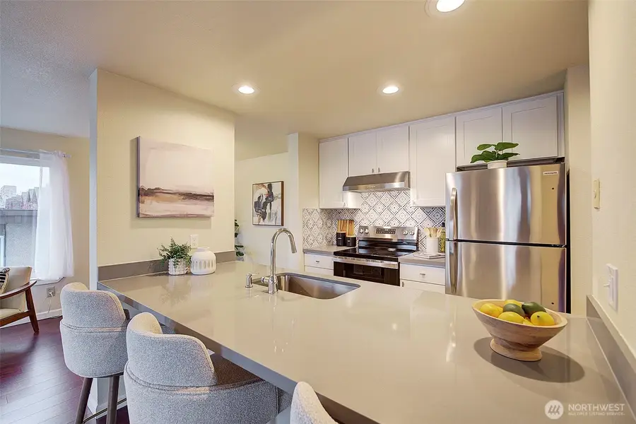 3890 Whitman Avenue N #301, Seattle, WA 98103 - Image #3