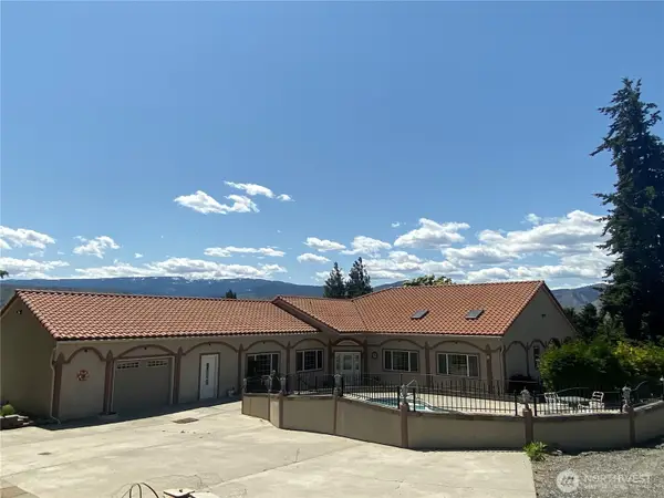 1055 N Jackson Place, East Wenatchee, WA 98802