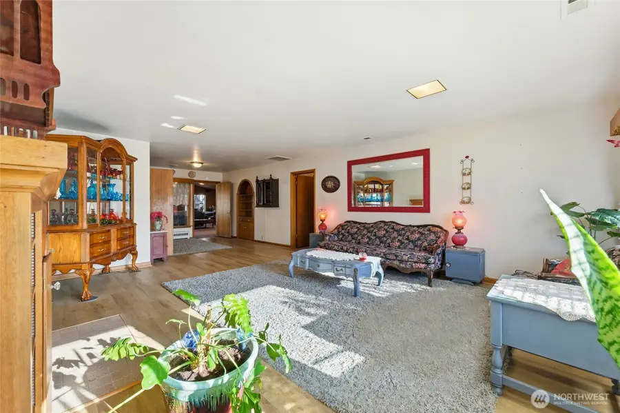 310 W 5th Street, Waitsburg, WA 99361 - Image #3