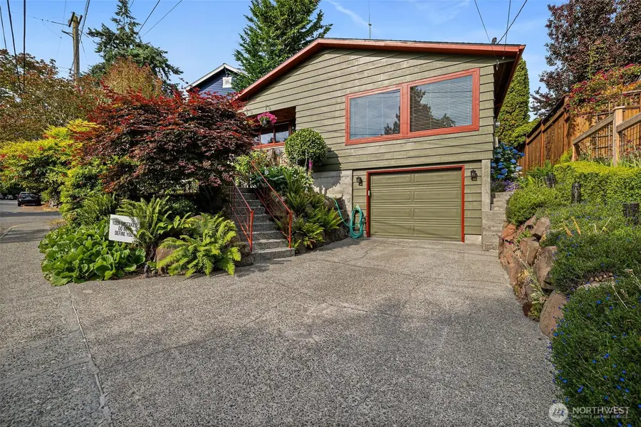 7139 Wright Avenue Sw, Seattle, WA 98136 - Image #3