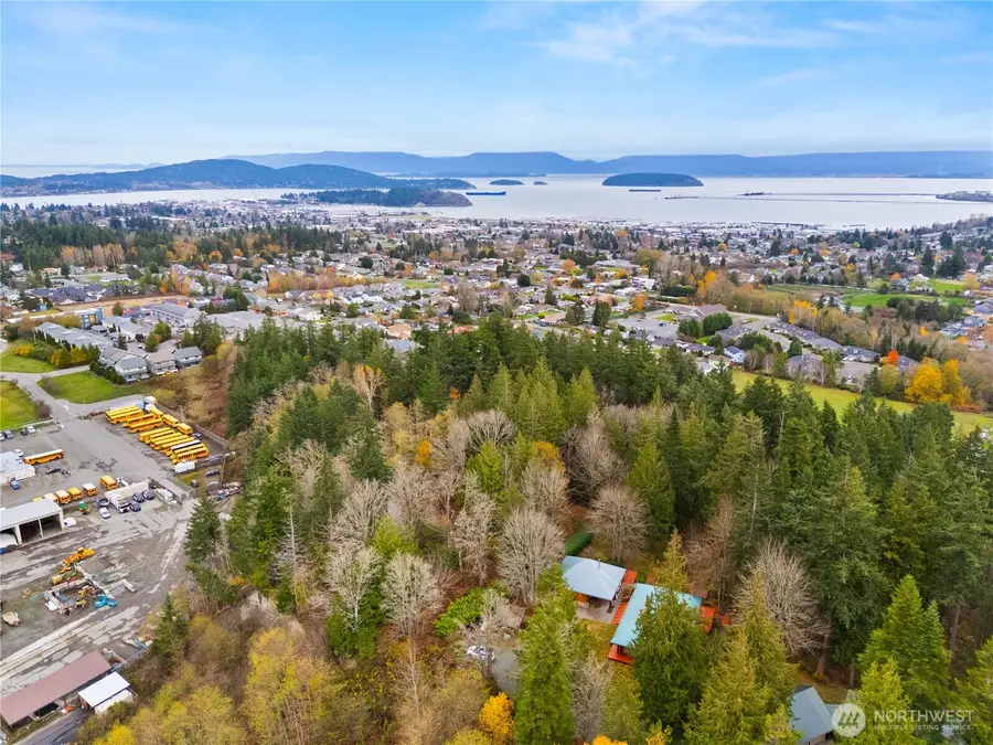 2204 41st Street, Anacortes, WA 98221 - Image #2