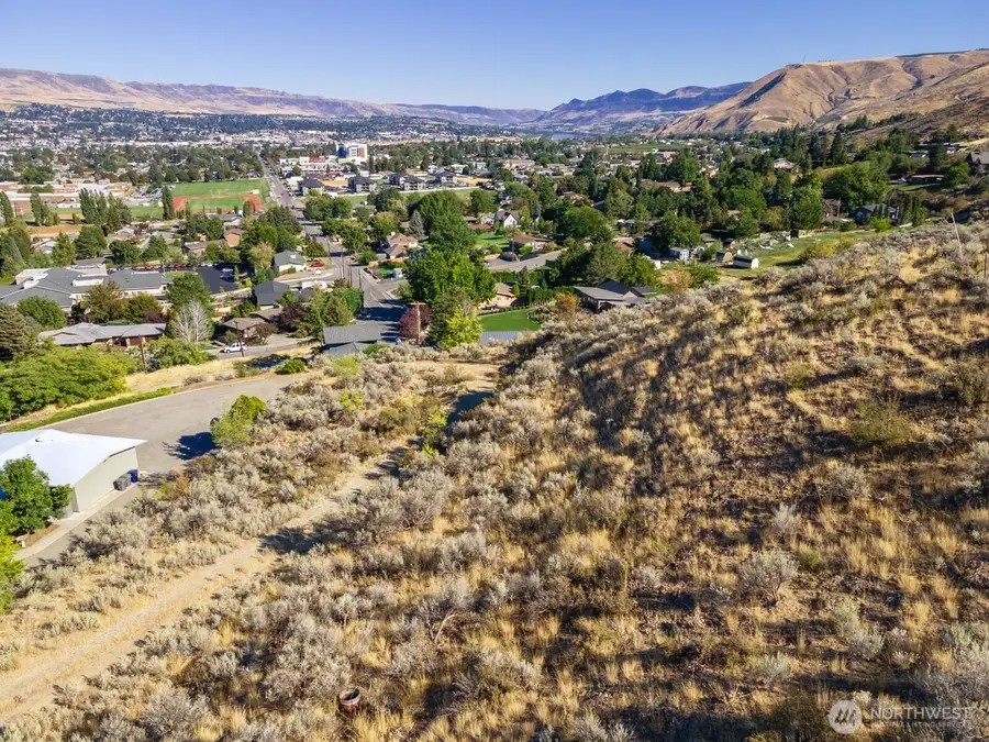 1 Skyline Drive #Lot 3, Wenatchee, WA 98801 - Image #3