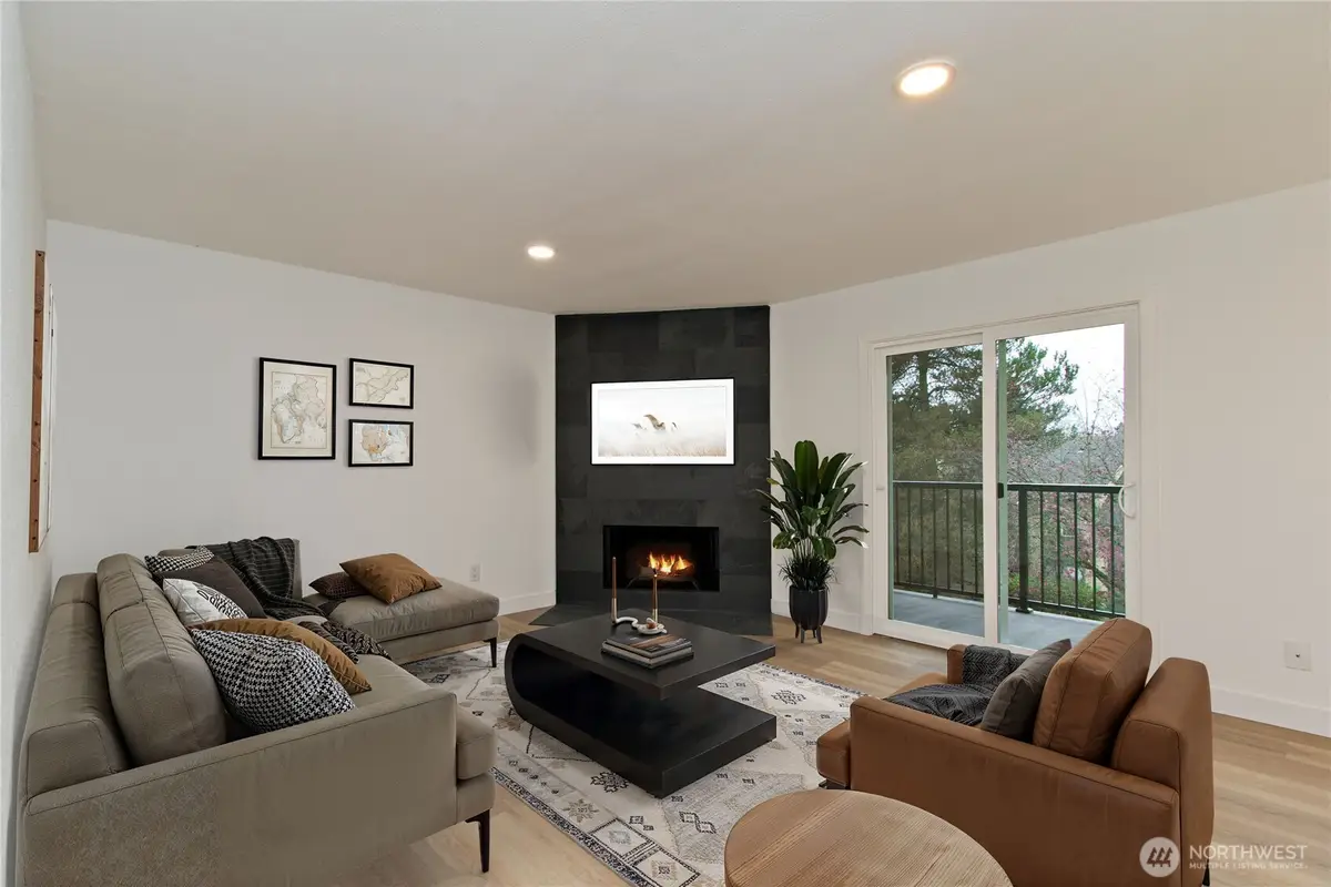 12525 NE 145th Place #F93, Kirkland, WA 98034 - Image #1
