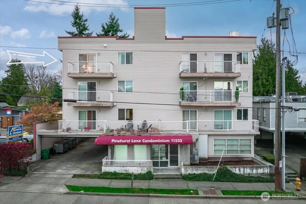 11532 15th Avenue Ne #401, Seattle, WA 98125 - Image #1