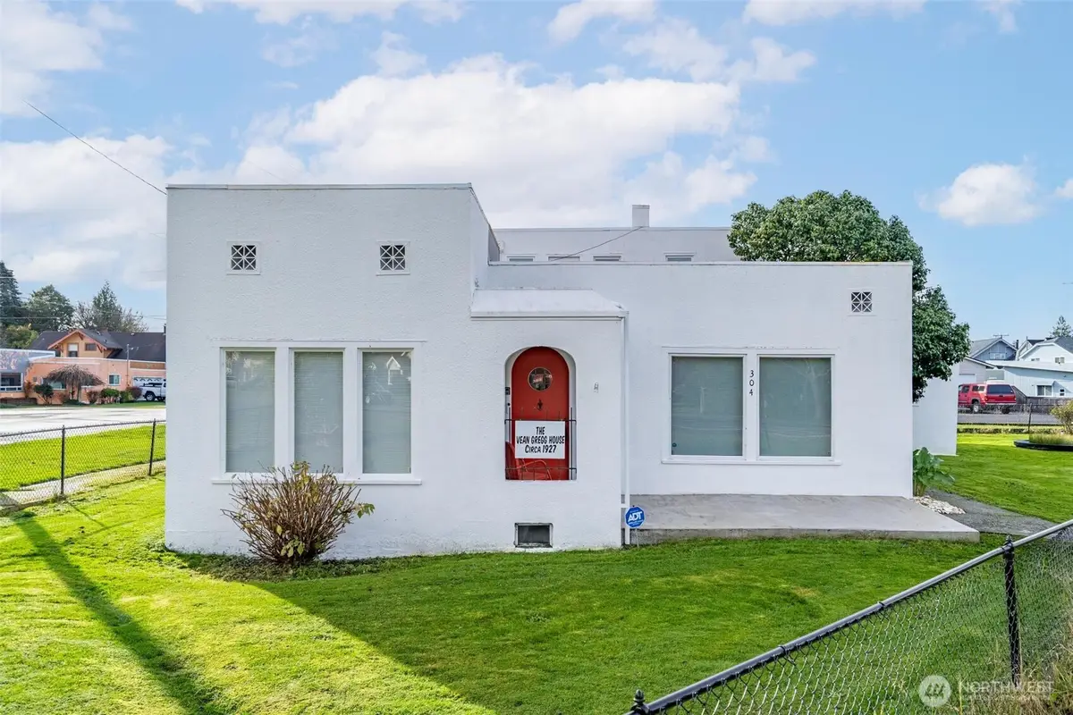 304 Emerson Avenue, Hoquiam, WA 98550 - Image #1