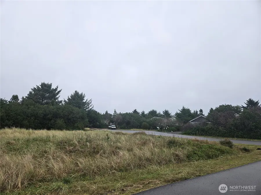 486 Moose Court Sw #9, Ocean Shores, WA 98569 - Image #3