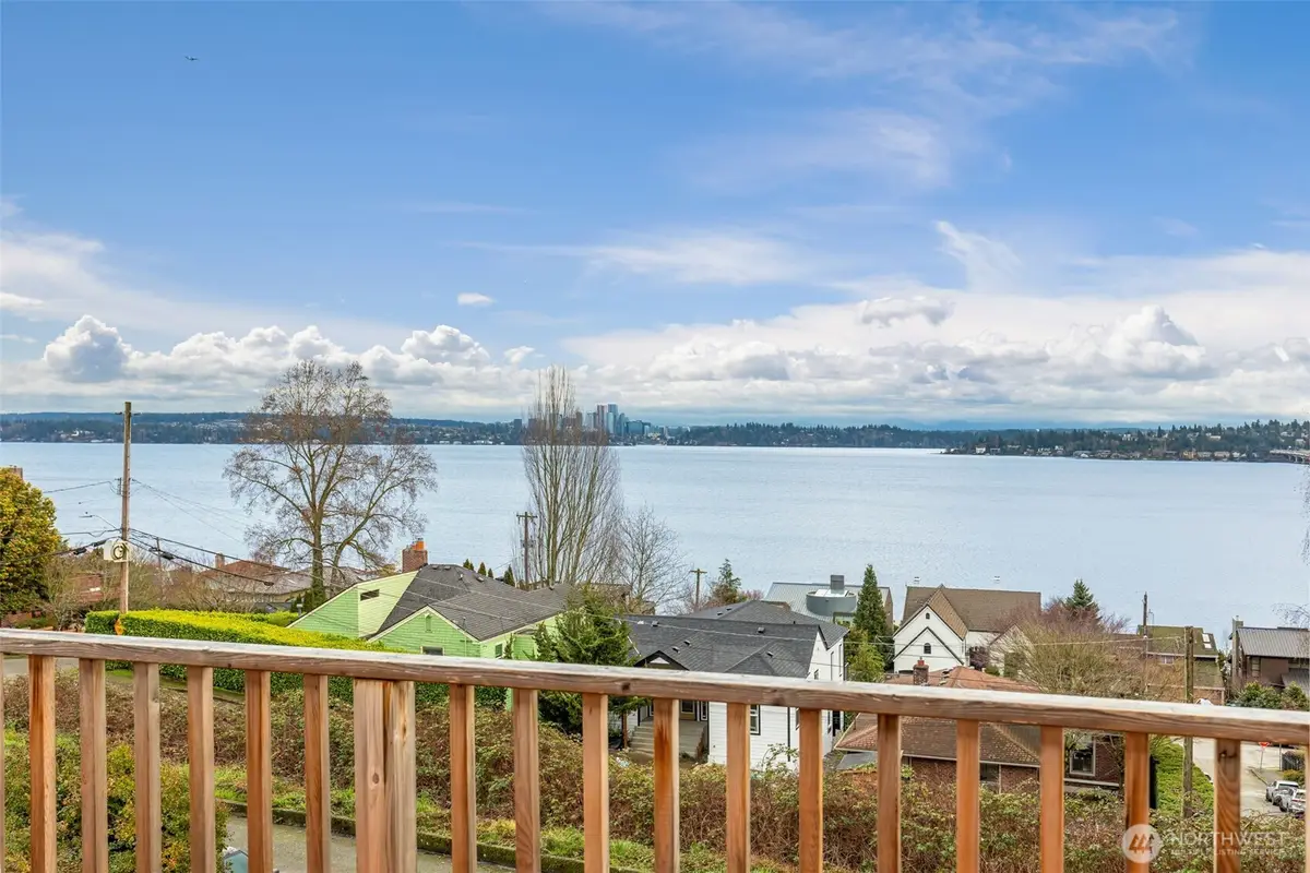 913 Lake Washington Boulevard S, Seattle, WA 98144 - #1