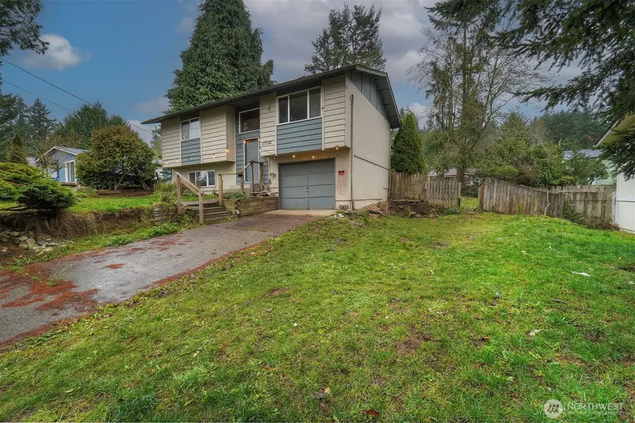 27056 Wagner Circle Ne, Kingston, WA 98346 - Image #2