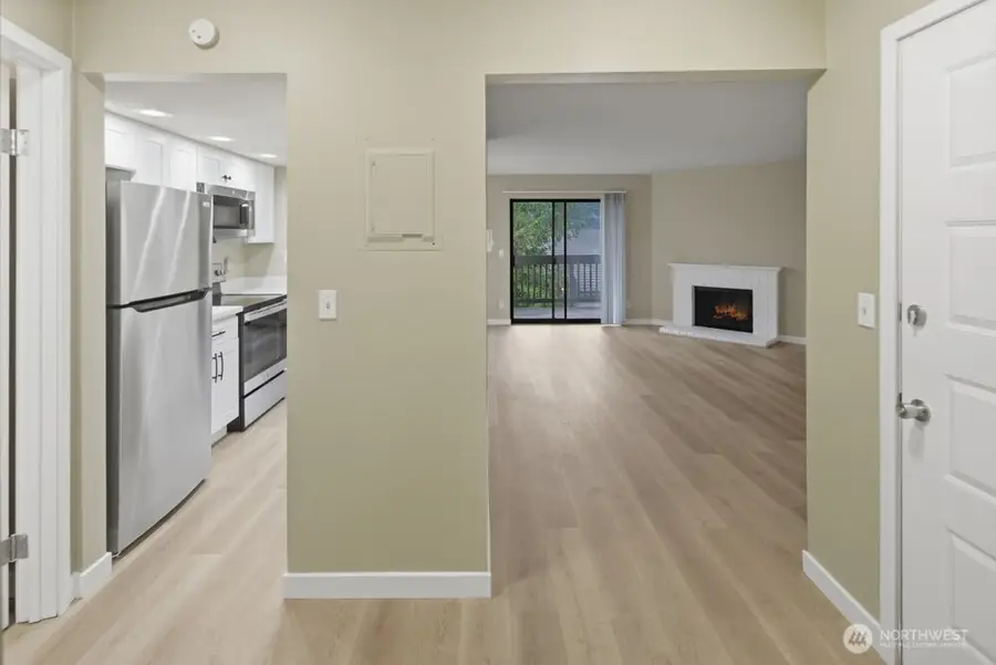 10506 NE 32nd Place #G203, Bellevue, WA 98004 - Image #2