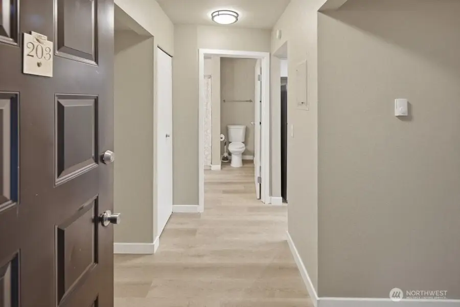 10506 NE 32nd Place #G203, Bellevue, WA 98004 - Image #3