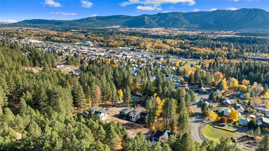 609 Compass (lot 19) Place, Cle Elum, WA 98922 - Image #2