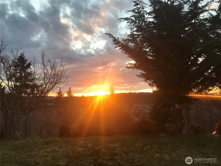 10617 189th Avenue E, Bonney Lake, WA 98391 - Image #2