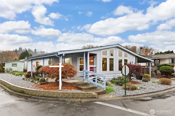 1402 22nd Street Ne #402, Auburn, WA 98002