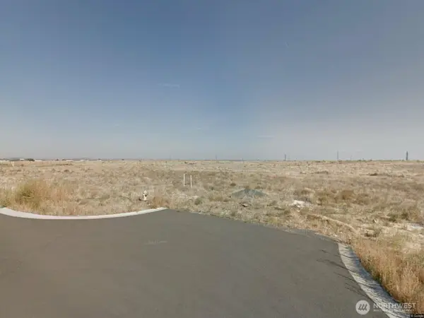 909 NE 6th #11, Ephrata, WA 98823