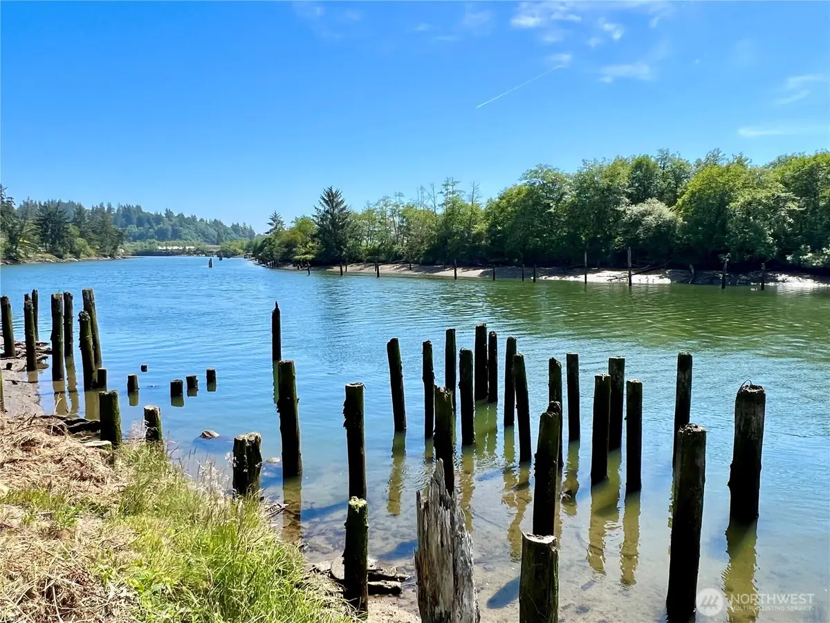 1010 Division Street #1 & 2, Hoquiam, WA 98550 - Image #1