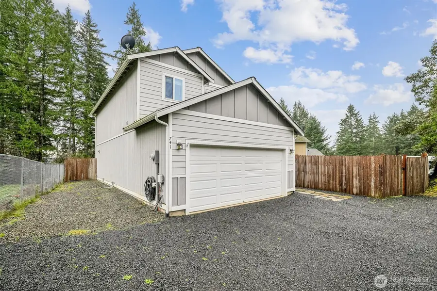 741 NE Larson Boulevard, Belfair, WA 98528 - Image #2