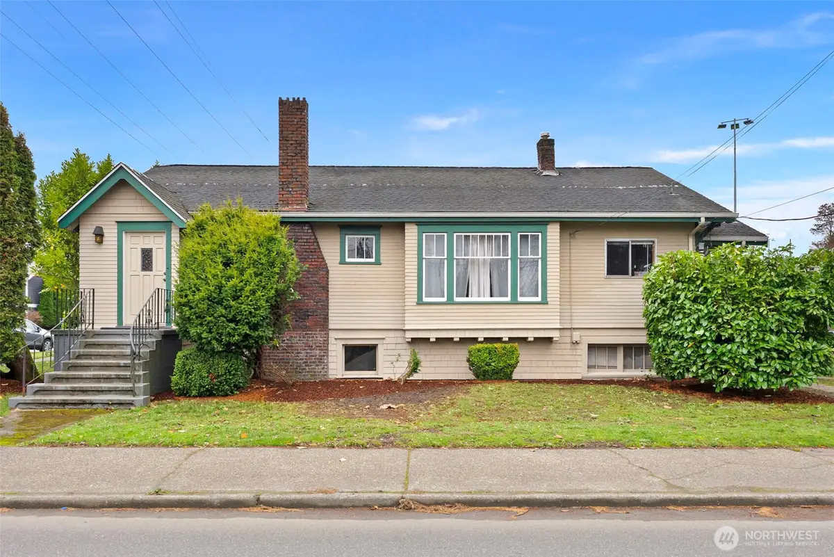 1001 Warren Avenue, Bremerton, WA 98337 - Image #1