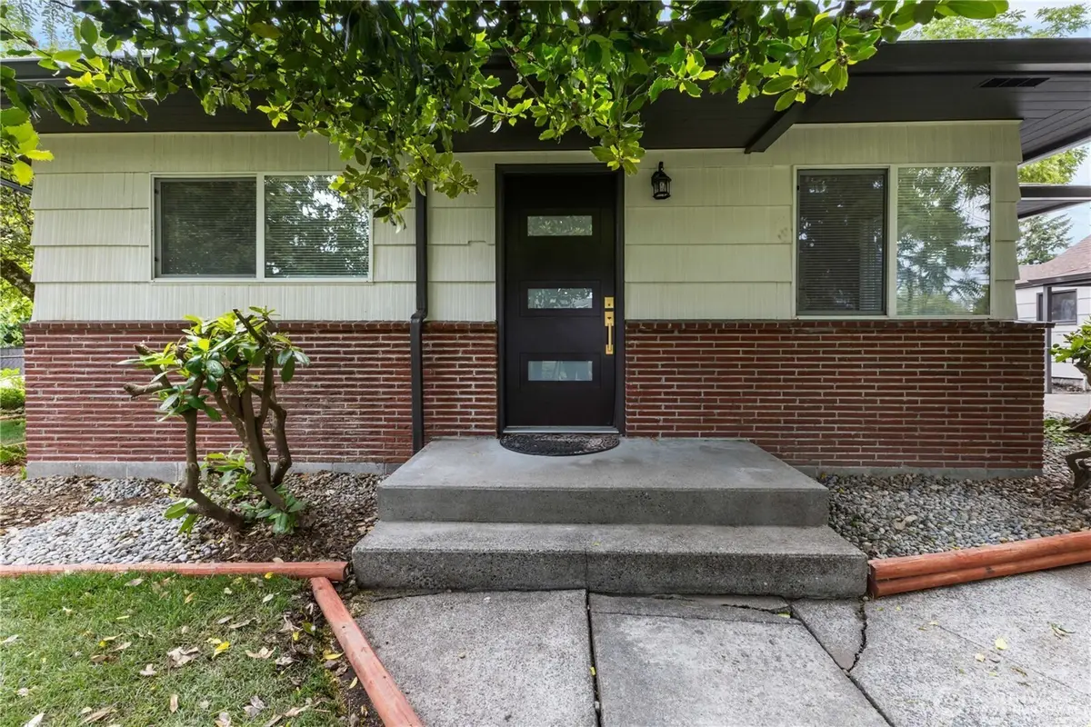 10303 40th Avenue E, Tacoma, WA 98446 - Image #1