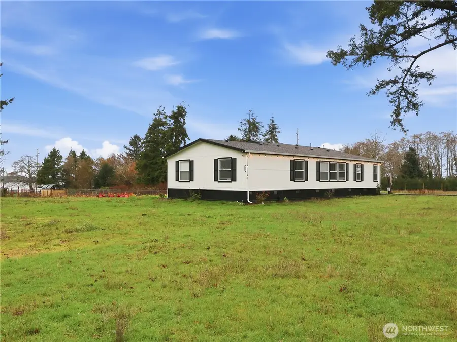 33 Whalers Drive, Aberdeen, WA 98520 - Image #2