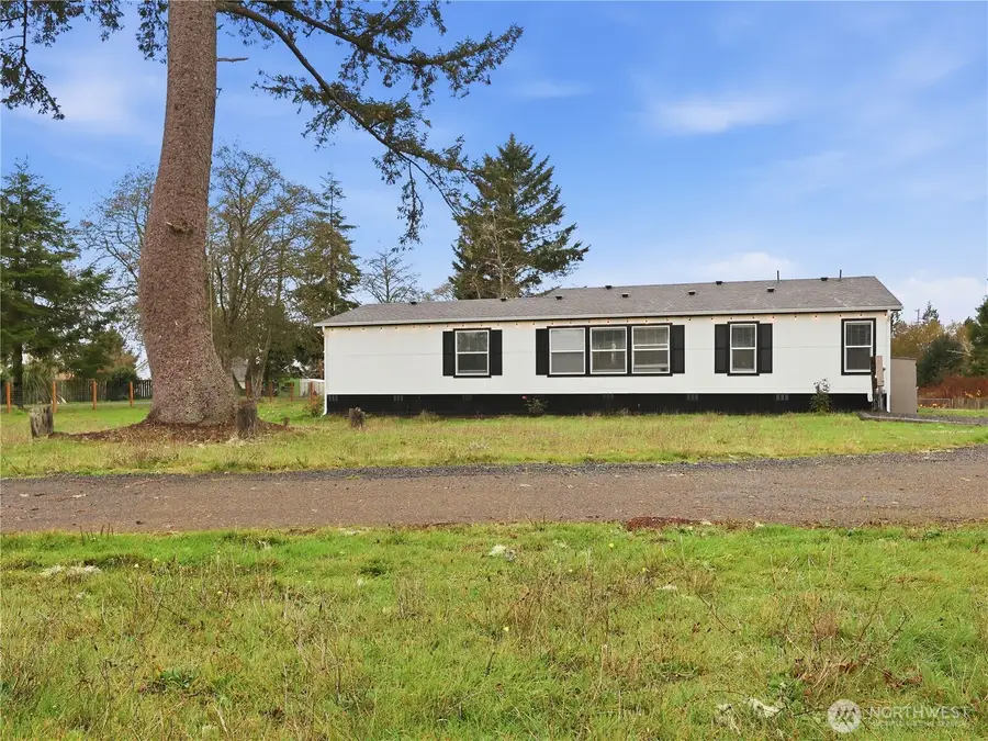 33 Whalers Drive, Aberdeen, WA 98520 - Image #3