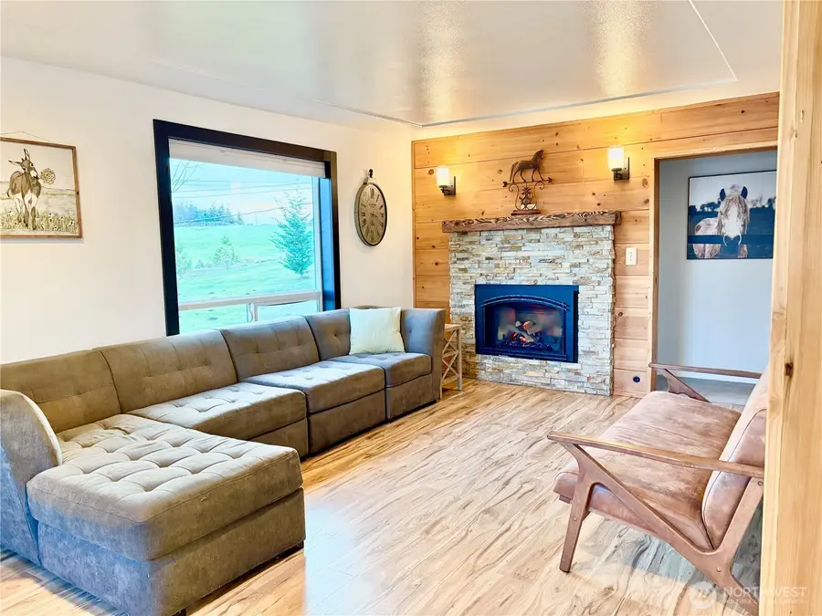 2452 Aldergrove Road, Ferndale, WA 98248 - Image #3