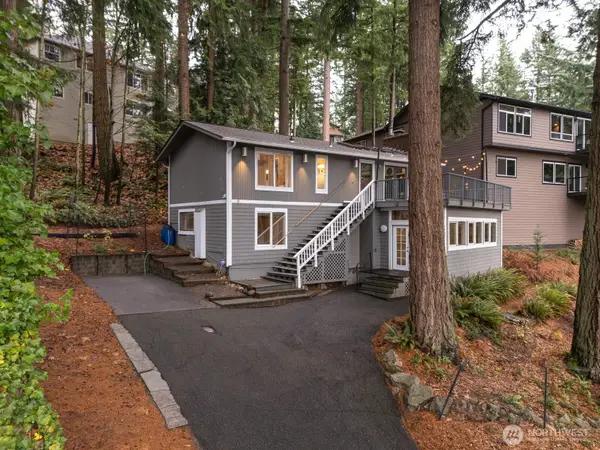 9 Grand View Lane, Bellingham, WA 98229