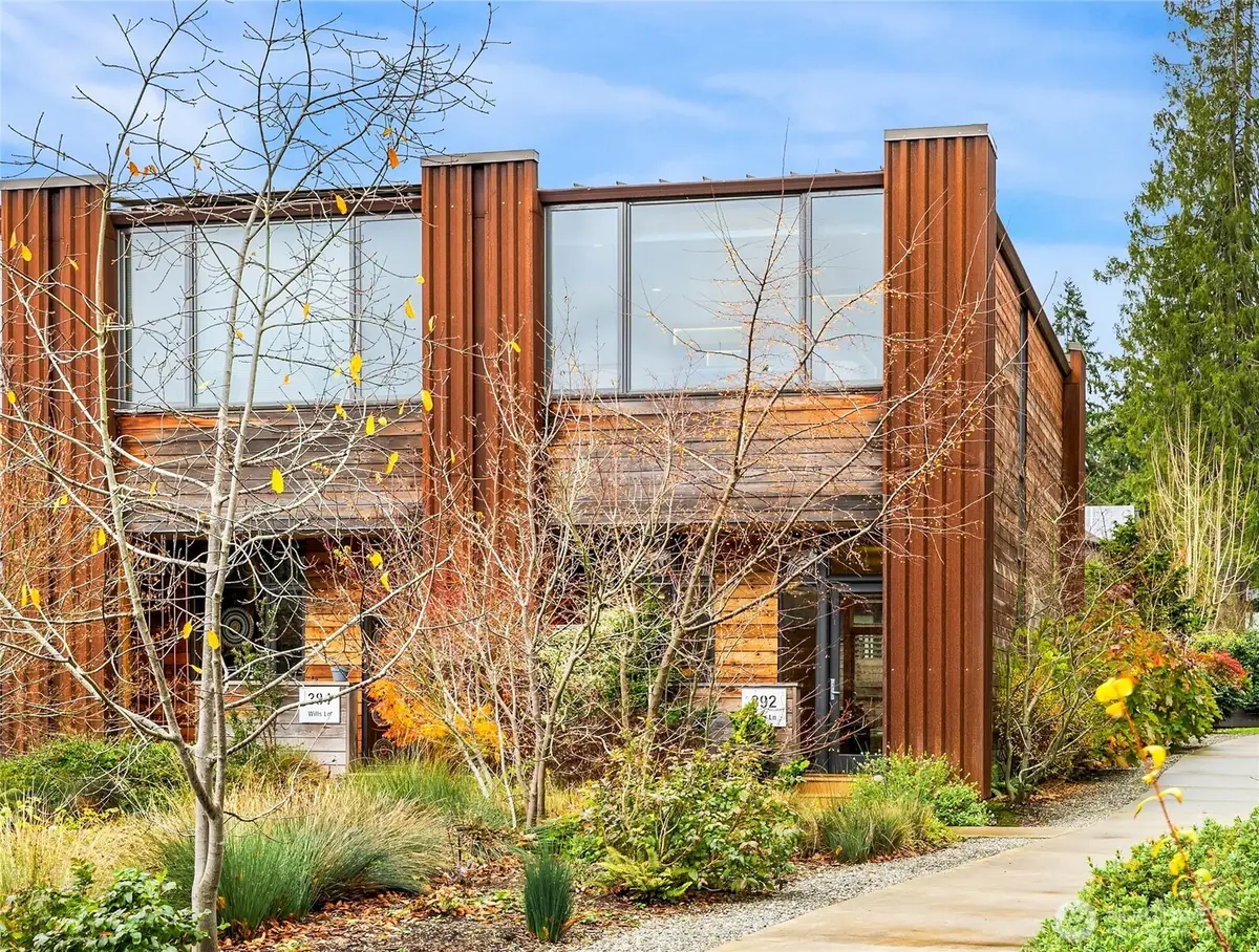 392 Wills Lane Nw, Bainbridge Island, WA 98110 - Image #1