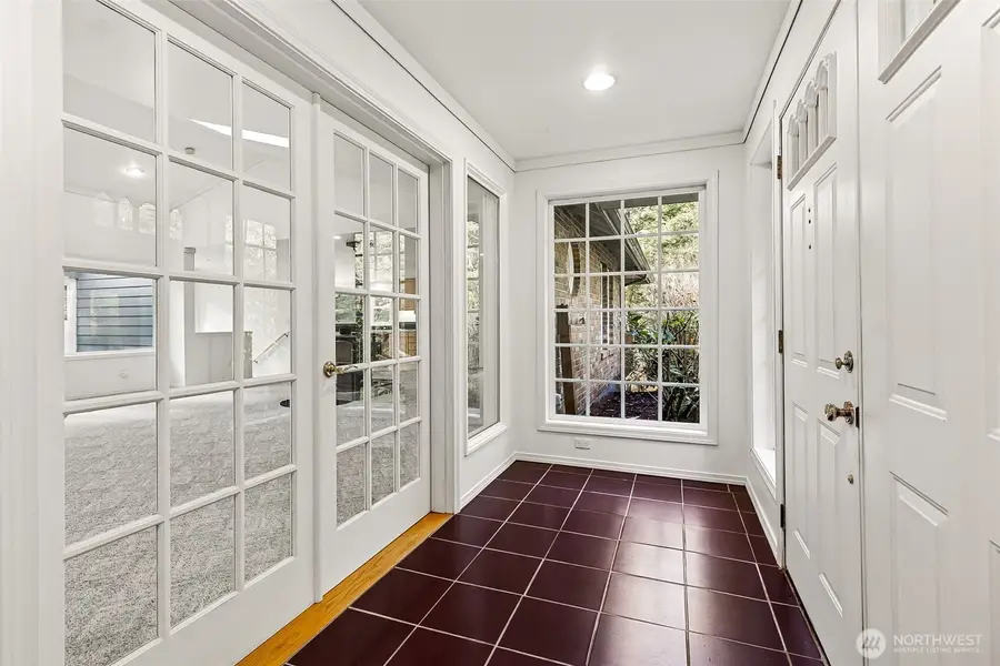 5815 95th Avenue Sw, Olympia, WA 98512 - Image #2