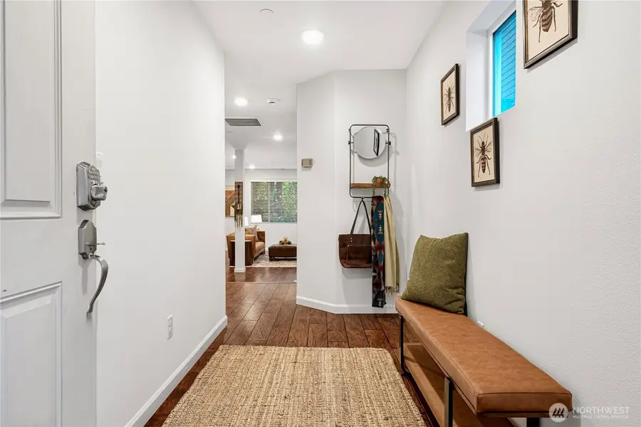 19717 27th Place W #B, Lynnwood, WA 98036 - Image #3