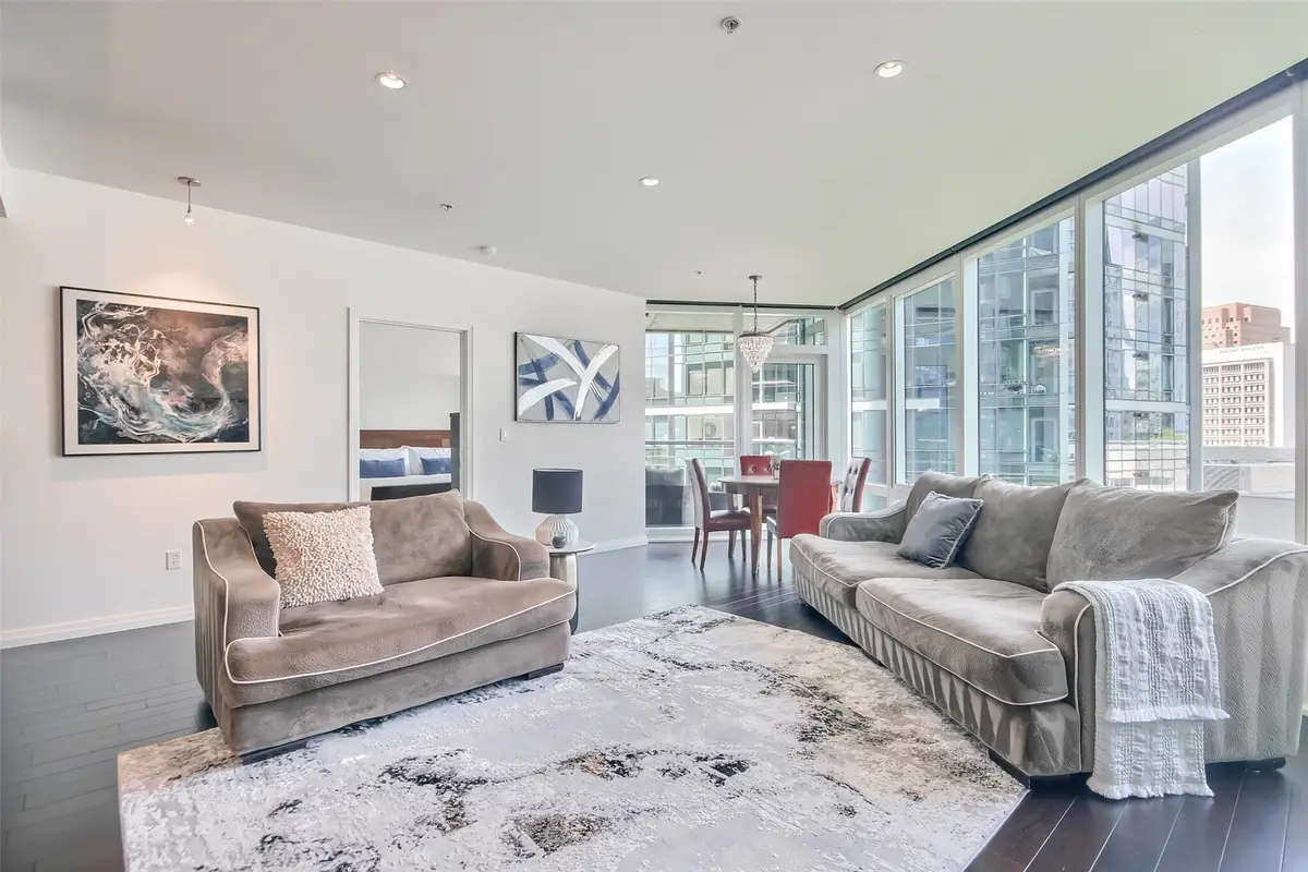 10700 NE 4th Street #1006, Bellevue, WA 98004 - Image #1