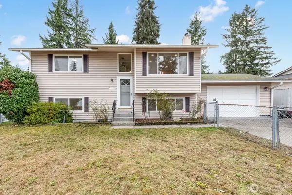 13033 SE 206th Place, Kent, WA 98031