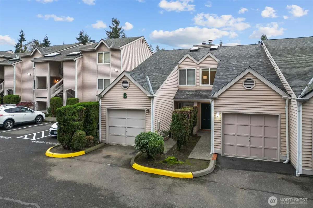 1825 S 330th Street #B2, Federal Way, WA 98003 - Image #1