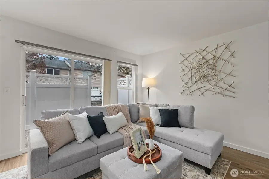 1825 S 330th Street #B2, Federal Way, WA 98003 - Image #3