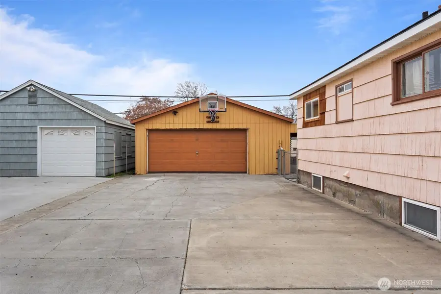 123 F Street Ne, Ephrata, WA 98823 - Image #3