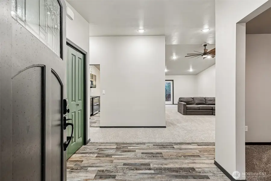 7340 Hideaway Ln, Concrete, WA 98237 - Image #2