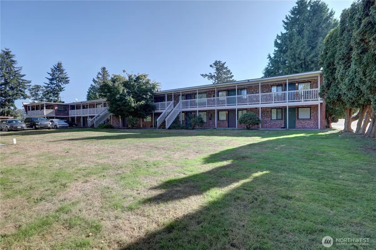 30853 14th Avenue S, Federal Way, WA 98003 - Image #1