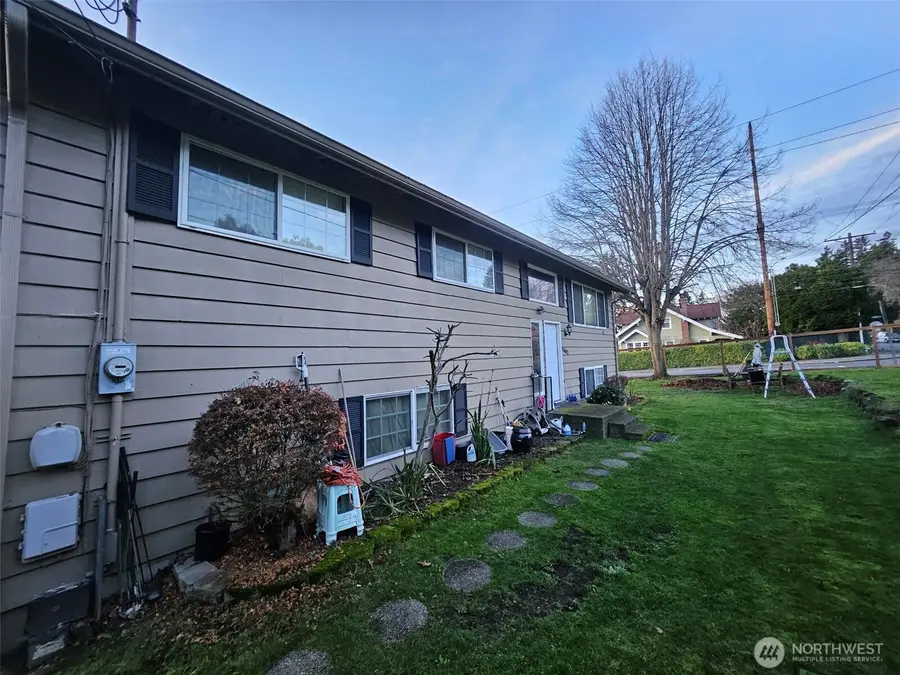 9602 Park Ave S, Tacoma, WA 98444 - Image #2