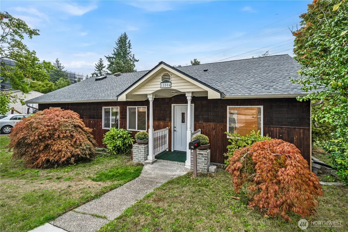 18504 8th Avenue Ne, Shoreline, WA 98155 - Image #1