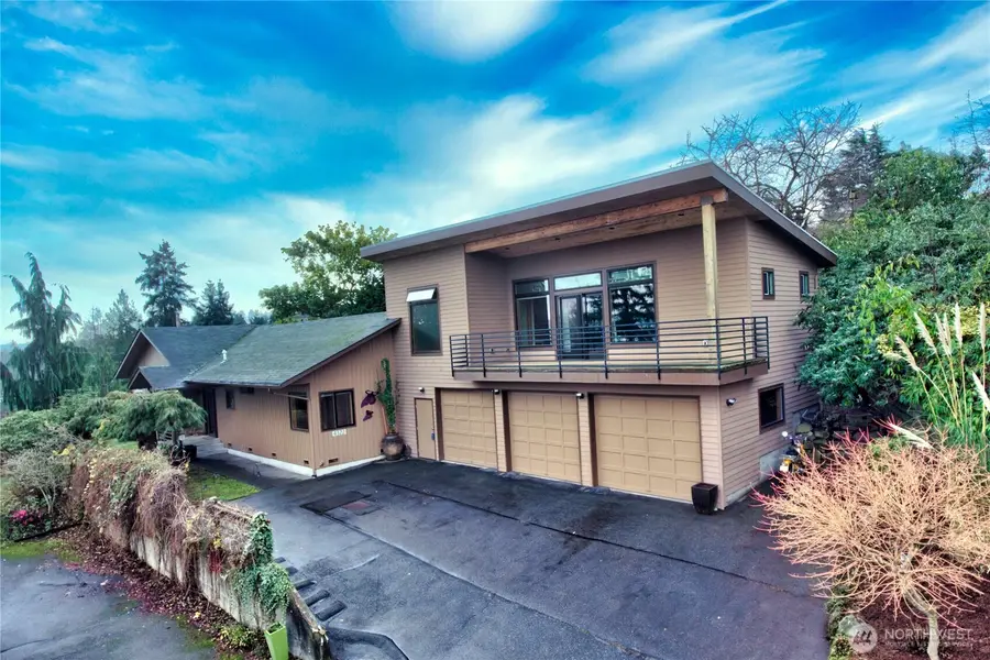 4322 29th Avenue W, Seattle, WA 98199 - Image #2