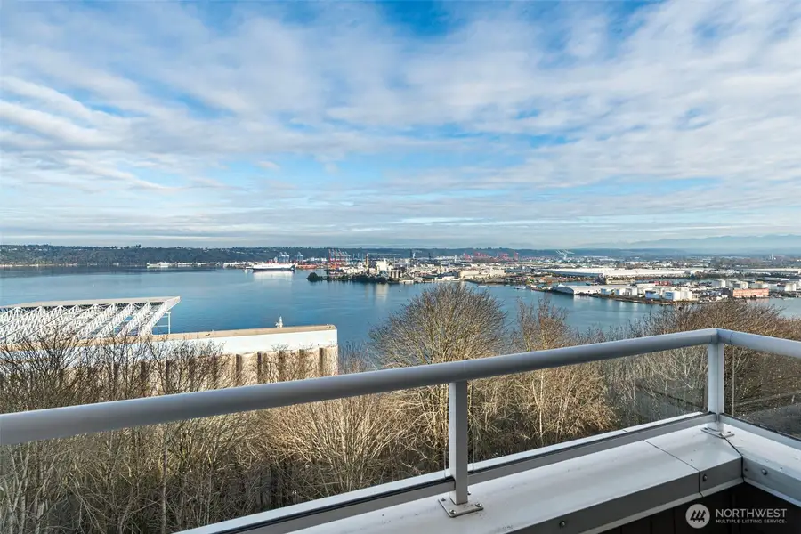 1 Broadway #513, Tacoma, WA 98402 - Image #2