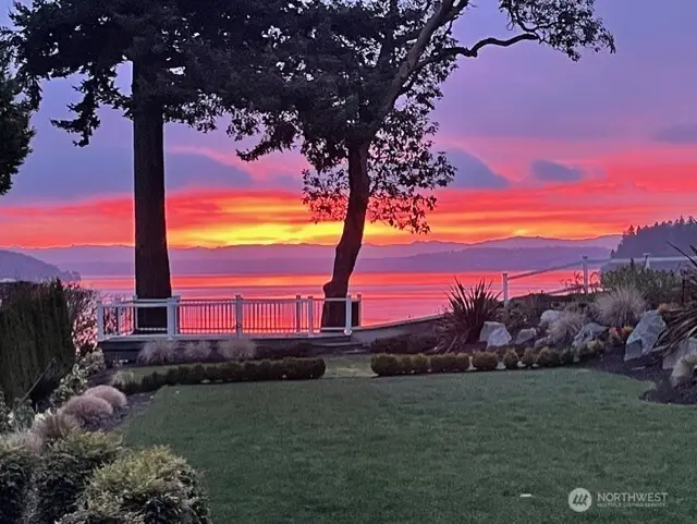 7143 Grandview Place #3, Gig Harbor, WA 98335 - Image #2