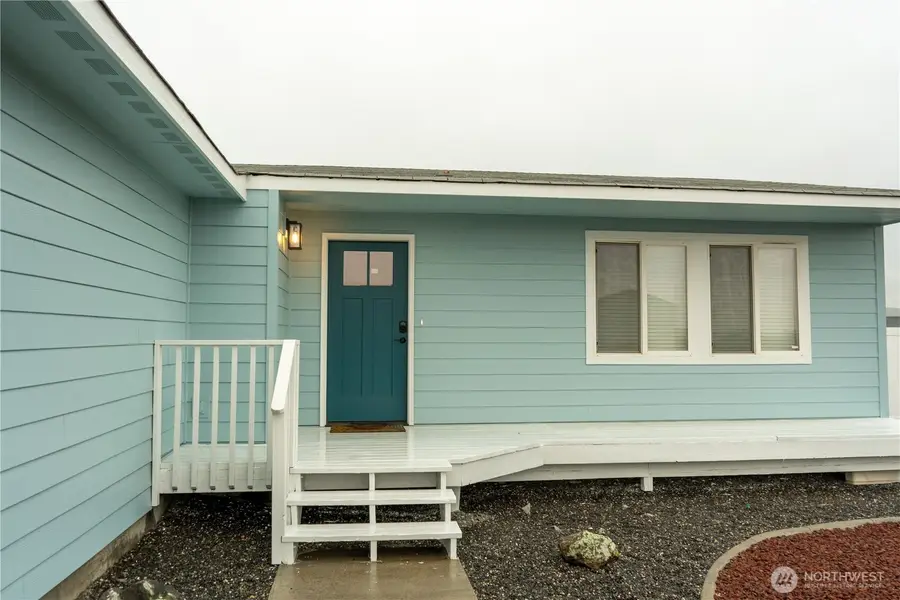 304 Airport Way Sw, Mattawa, WA 99349 - Image #2
