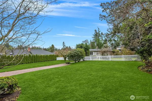 12231 12th Avenue Nw, Seattle, WA 98177