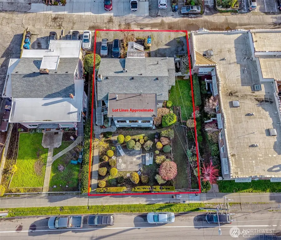 2236 Alki Avenue Sw, Seattle, WA 98116 - Image #3